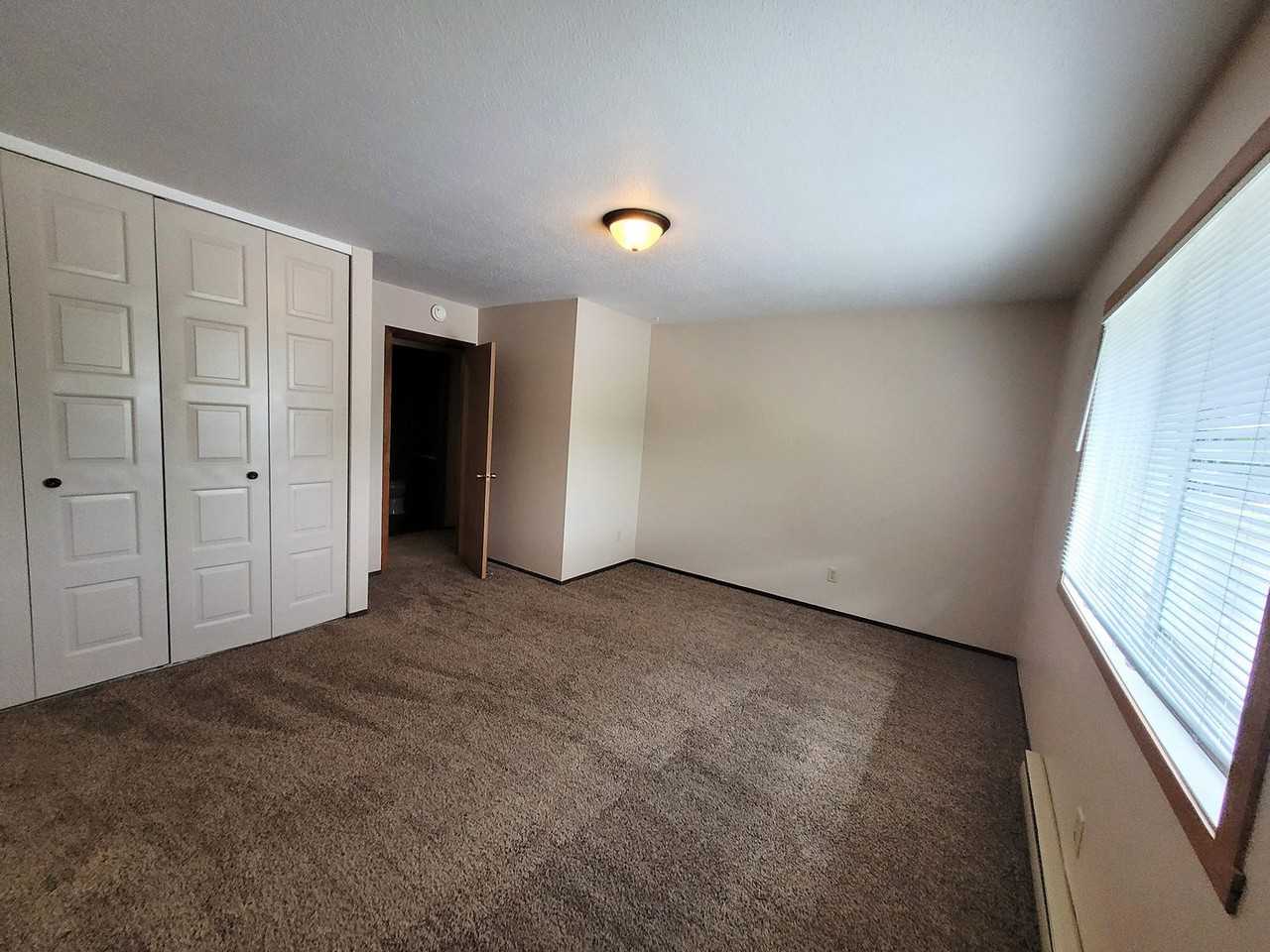 Regency Apartments - Photo 5 of 20