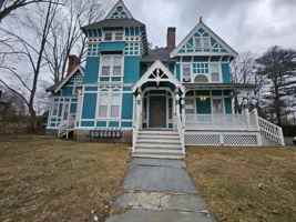 featured image of 36 Bellevue Ave