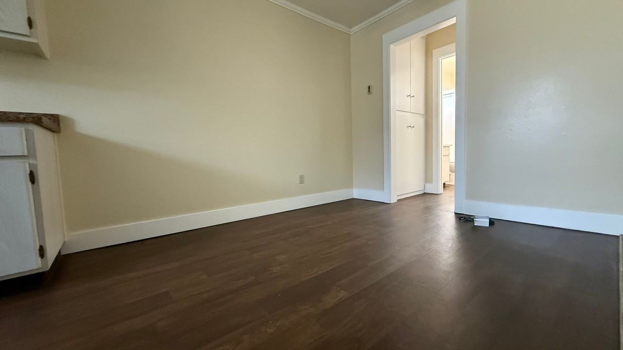 853 Cherrywood Way #29 - Photo 4 of 12