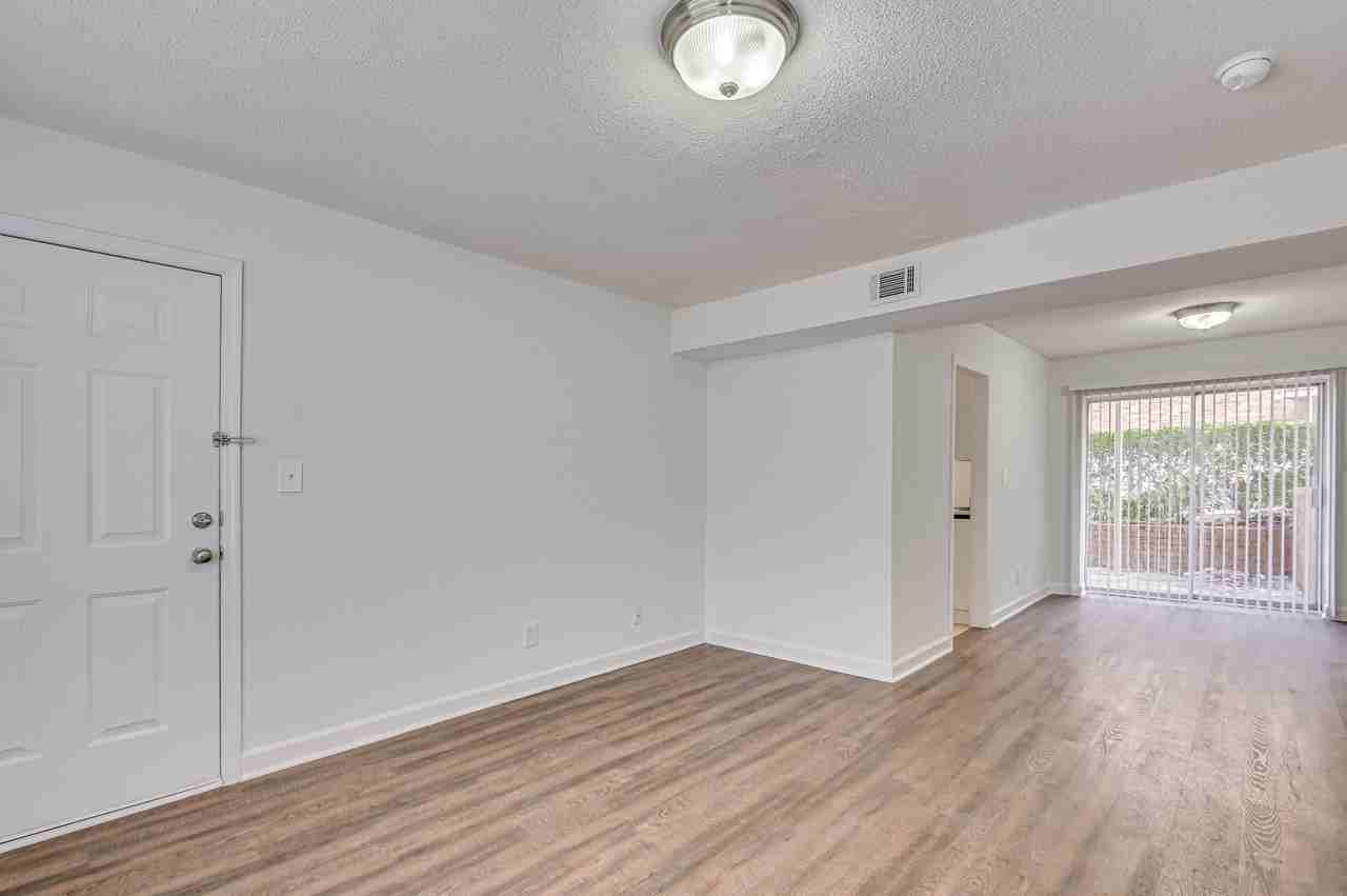 Annaberg Apartments - Photo 3 of 50