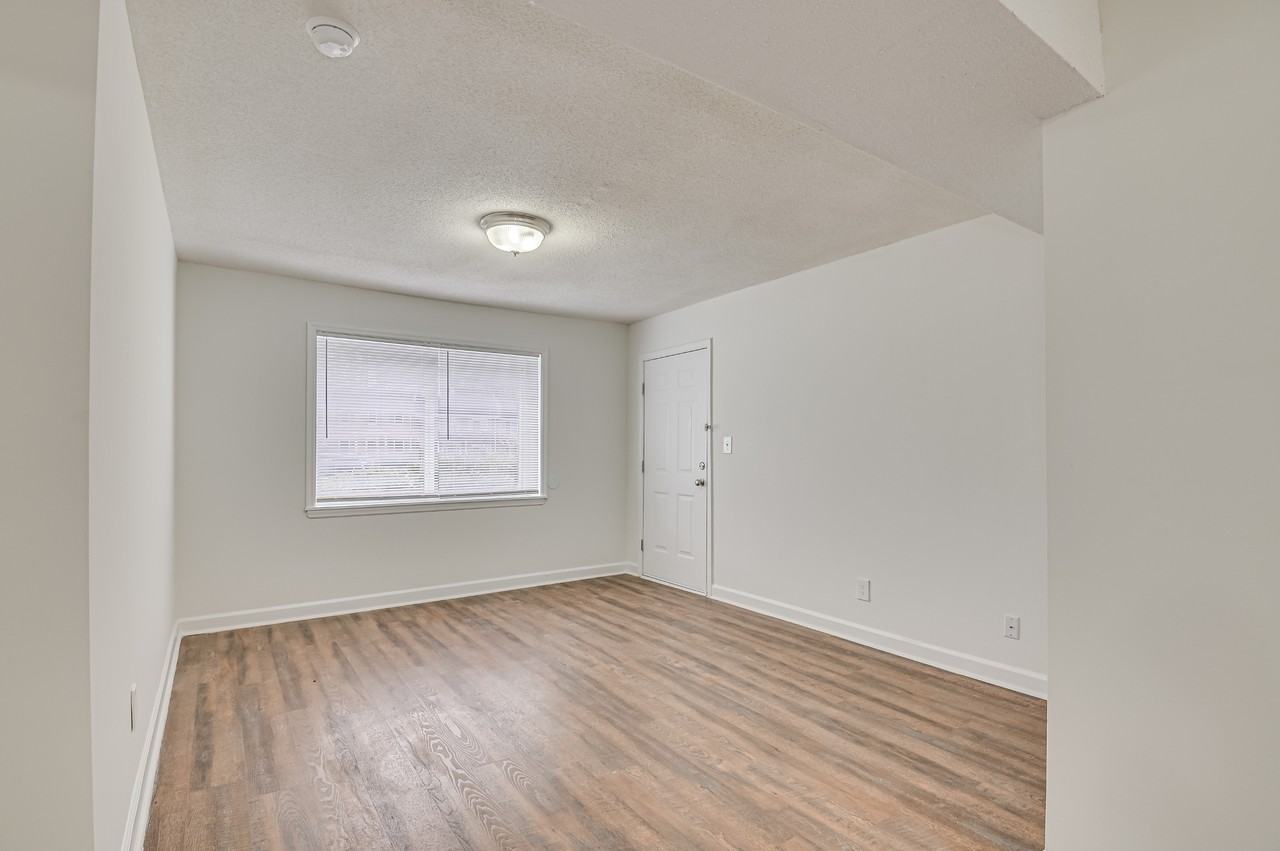 Annaberg Apartments - Photo 4 of 50