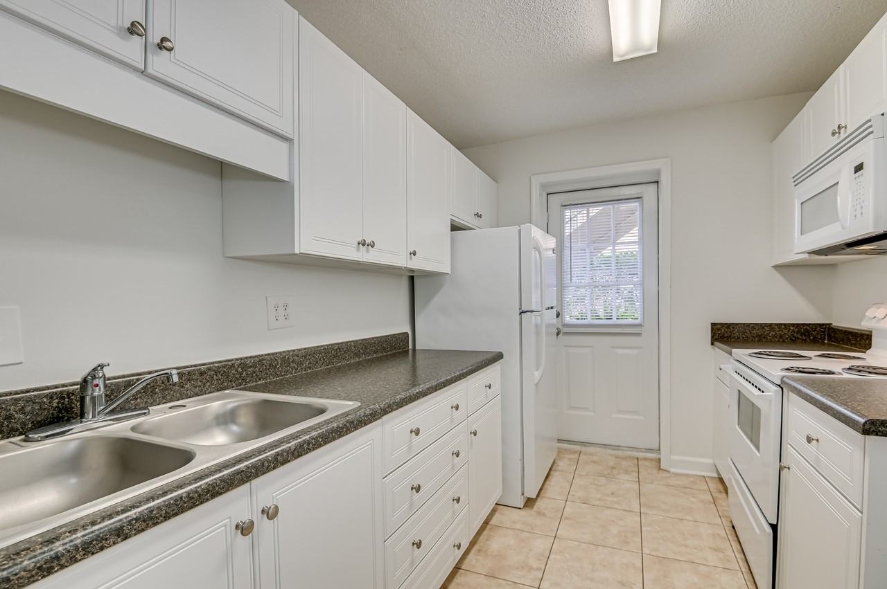 Annaberg Apartments - Photo 7 of 50