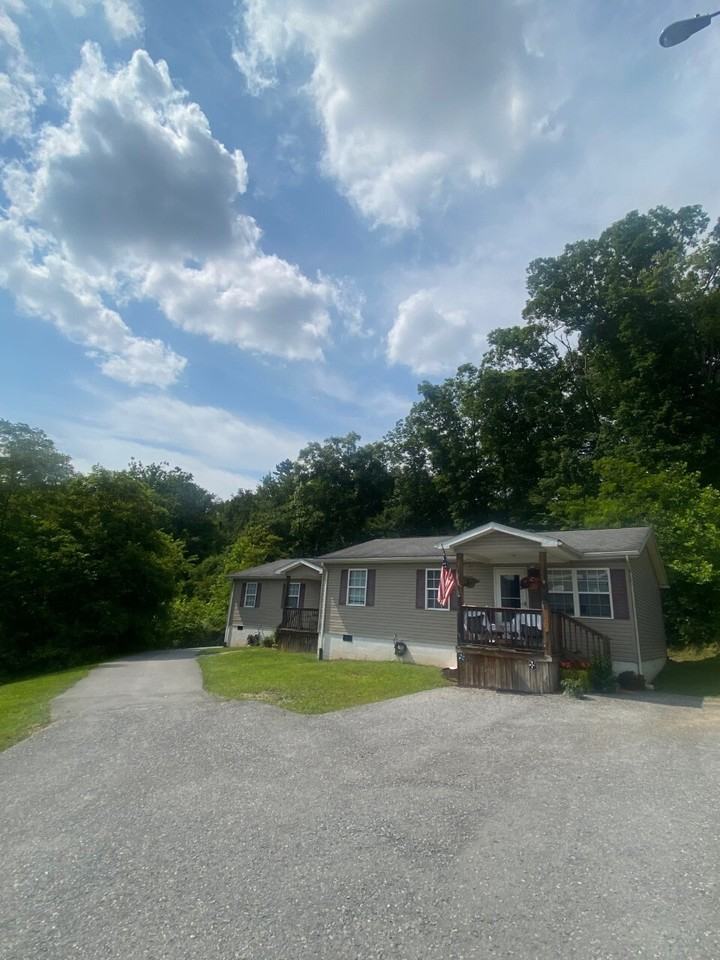 213 Post Road - Photo 7 of 12