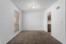 Ashton Place Apts - Photo 7 of 27