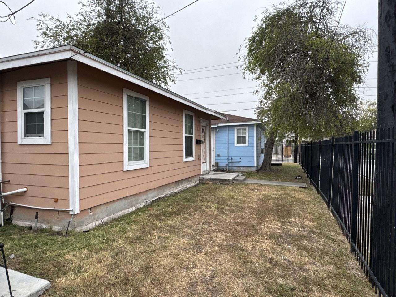 1603 Caldwell Street - Photo 3 of 10