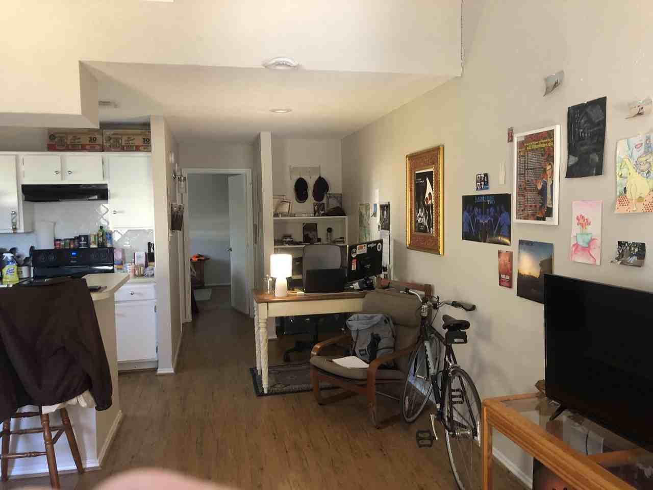 1112-1114 Frame St - Photo 2 of 25