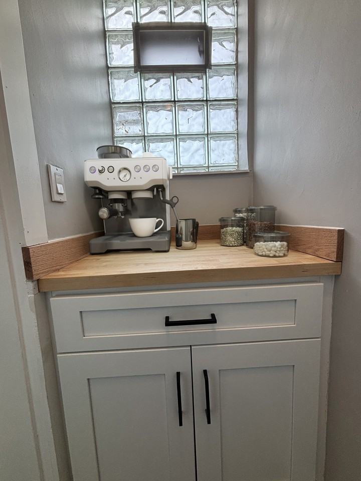 2834 North Lockwood Avenue - Photo 7 of 24