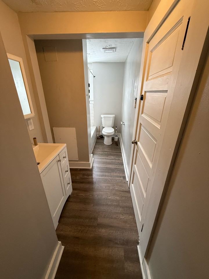 457 Sherman Street - Photo 4 of 5