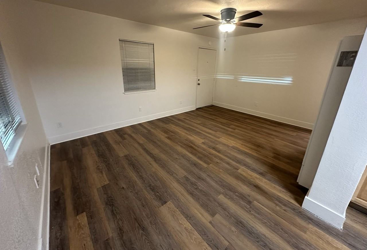 BR969-Curiel - Photo 2 of 5