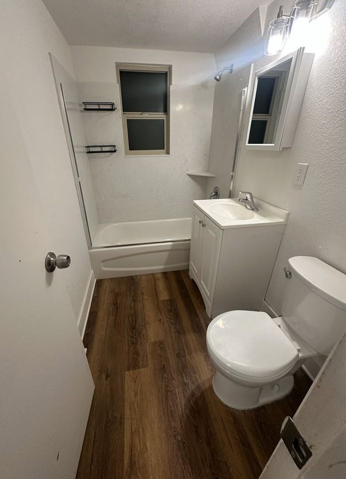 BR969-Curiel - Photo 3 of 5