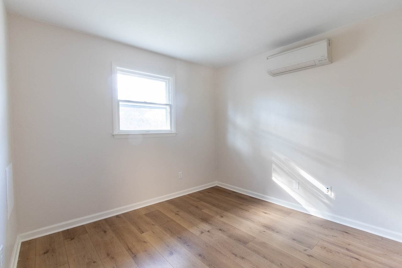 1026 North Atherton Street - Photo 4 of 22