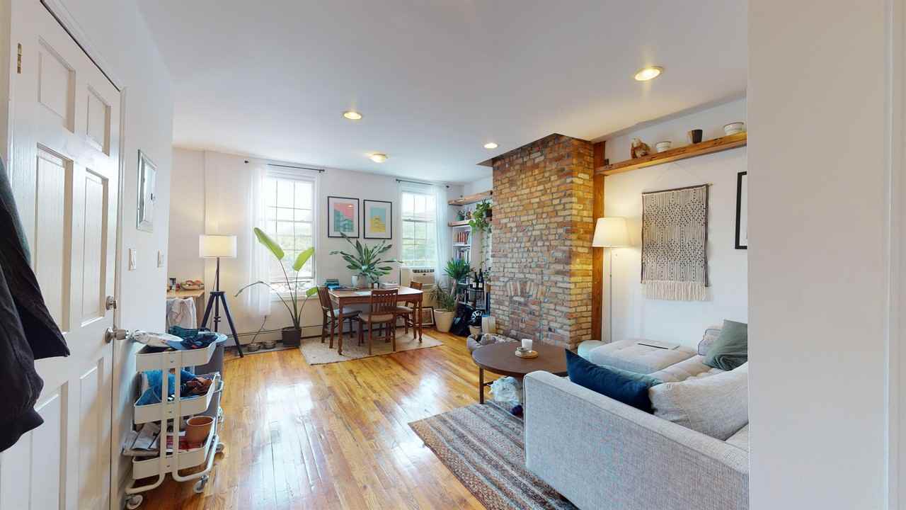 107 Putnam Avenue - Photo 3 of 10