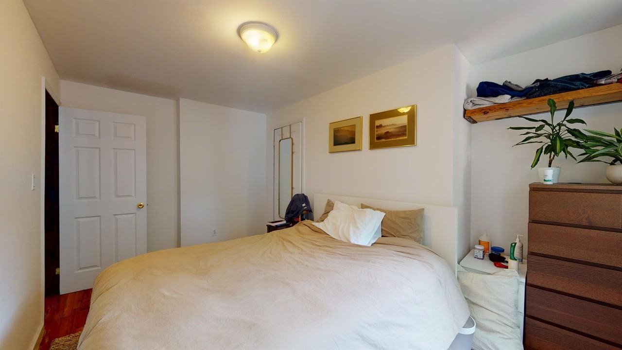 107 Putnam Avenue - Photo 5 of 10