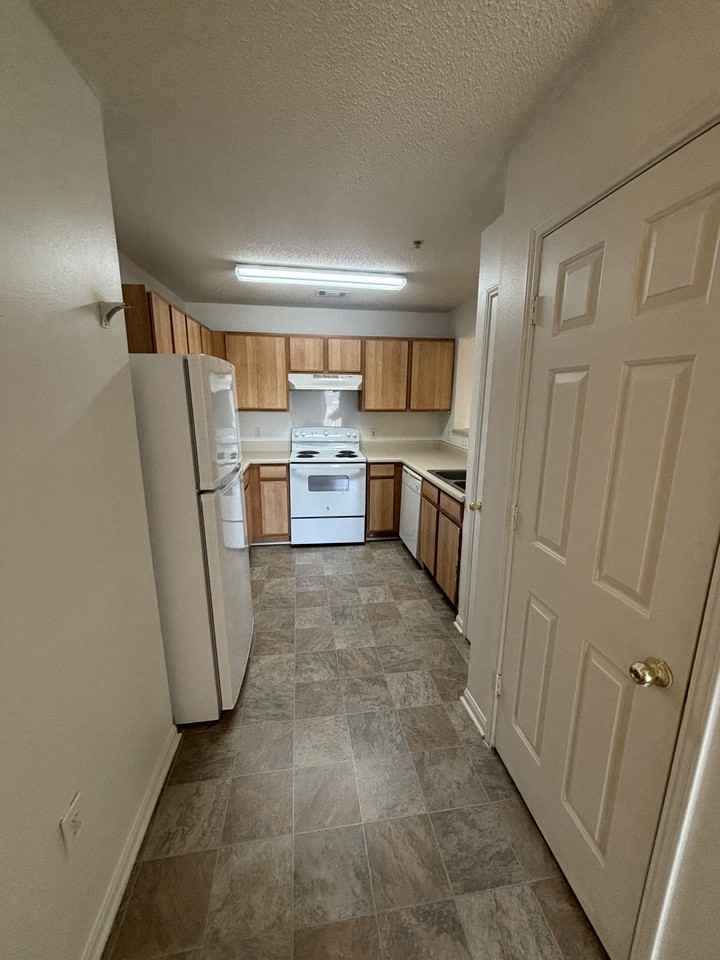 50 Pinnacle Pl - Photo 4 of 12