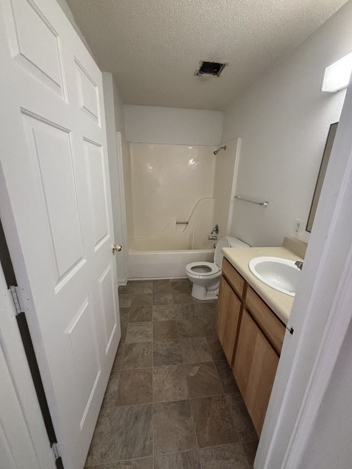 50 Pinnacle Pl - Photo 6 of 12