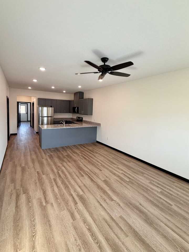 Liberty Villas Bldg. 02 - Photo 6 of 48