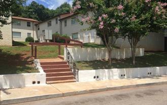 443 Dargan Pl SW - Photo 1 of 1