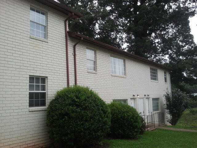 443 Dargan Pl SW - Photo 2 of 13