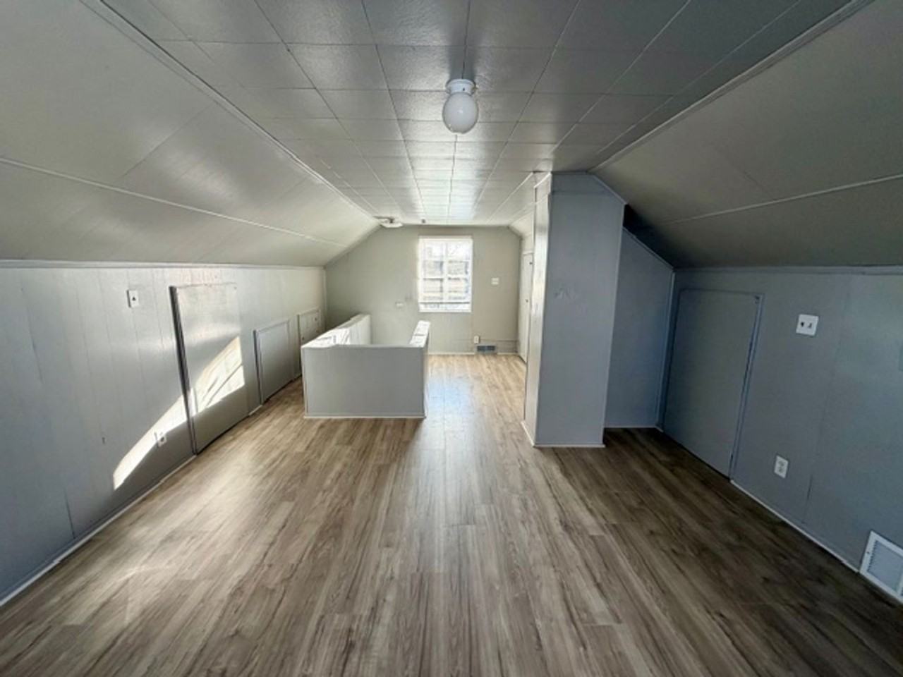 7834 Stahelin Ave - Photo 2 of 17