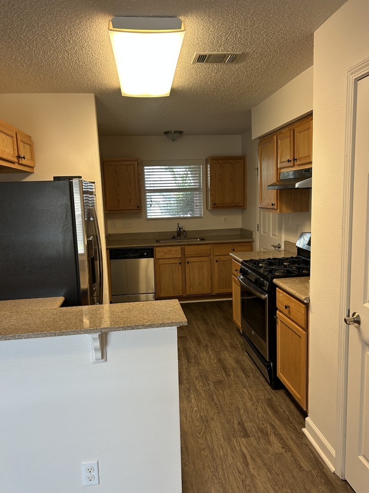 67 Voda Ct - Photo 4 of 23
