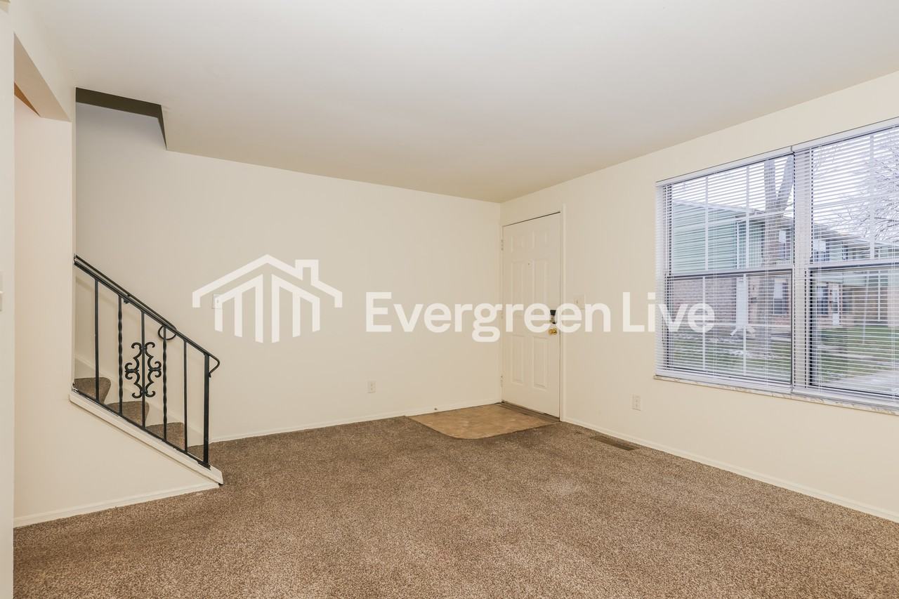 7977 Mount Hood - Photo 5 of 15