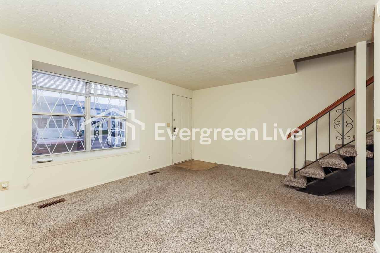 7737 Mount Hood - Photo 5 of 15