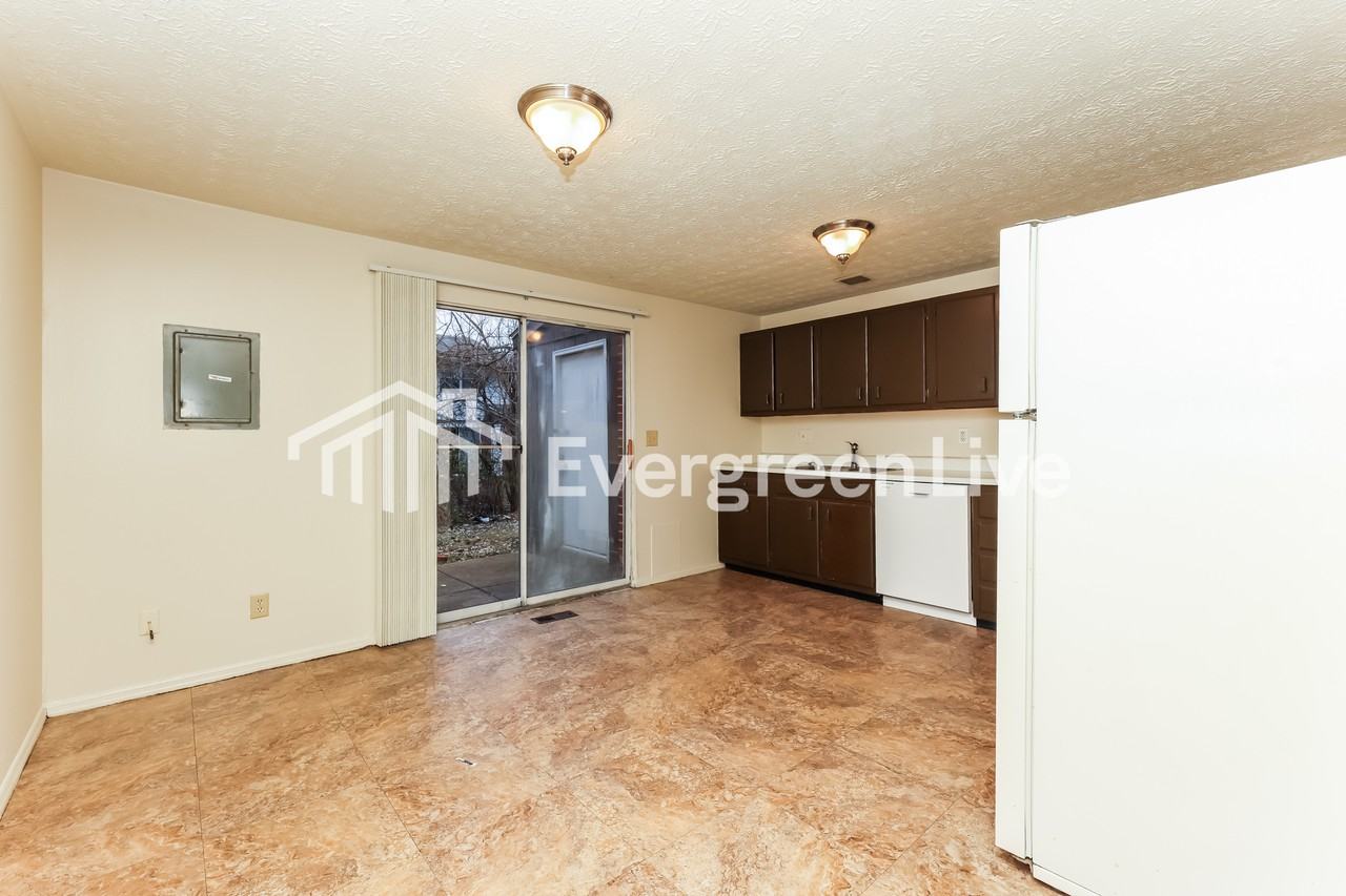 7737 Mount Hood - Photo 6 of 15