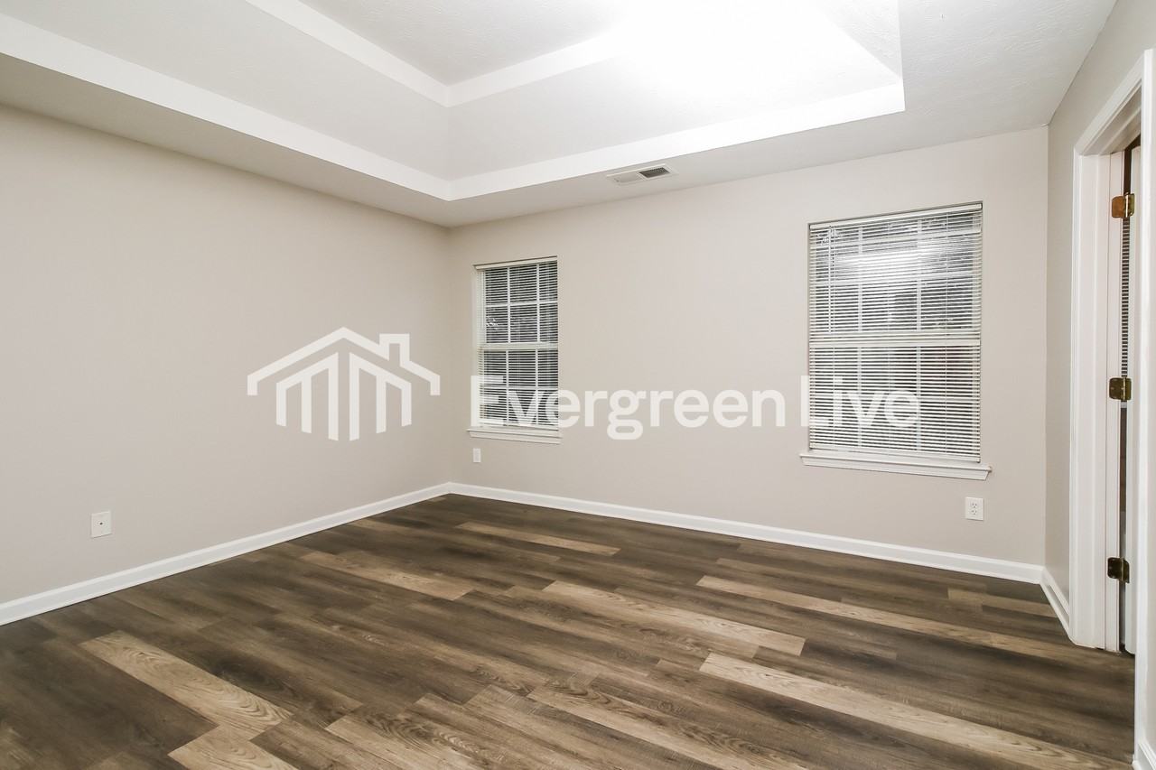 270 Greenway Dr - Photo 7 of 15