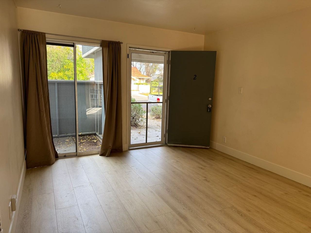 770 El Camino Ave #2 - Photo 6 of 18