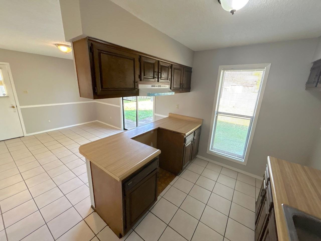 7084 Texel Cv - Photo 2 of 13