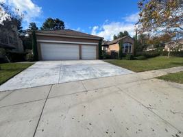 featured image of 4420 Putting Green Dr