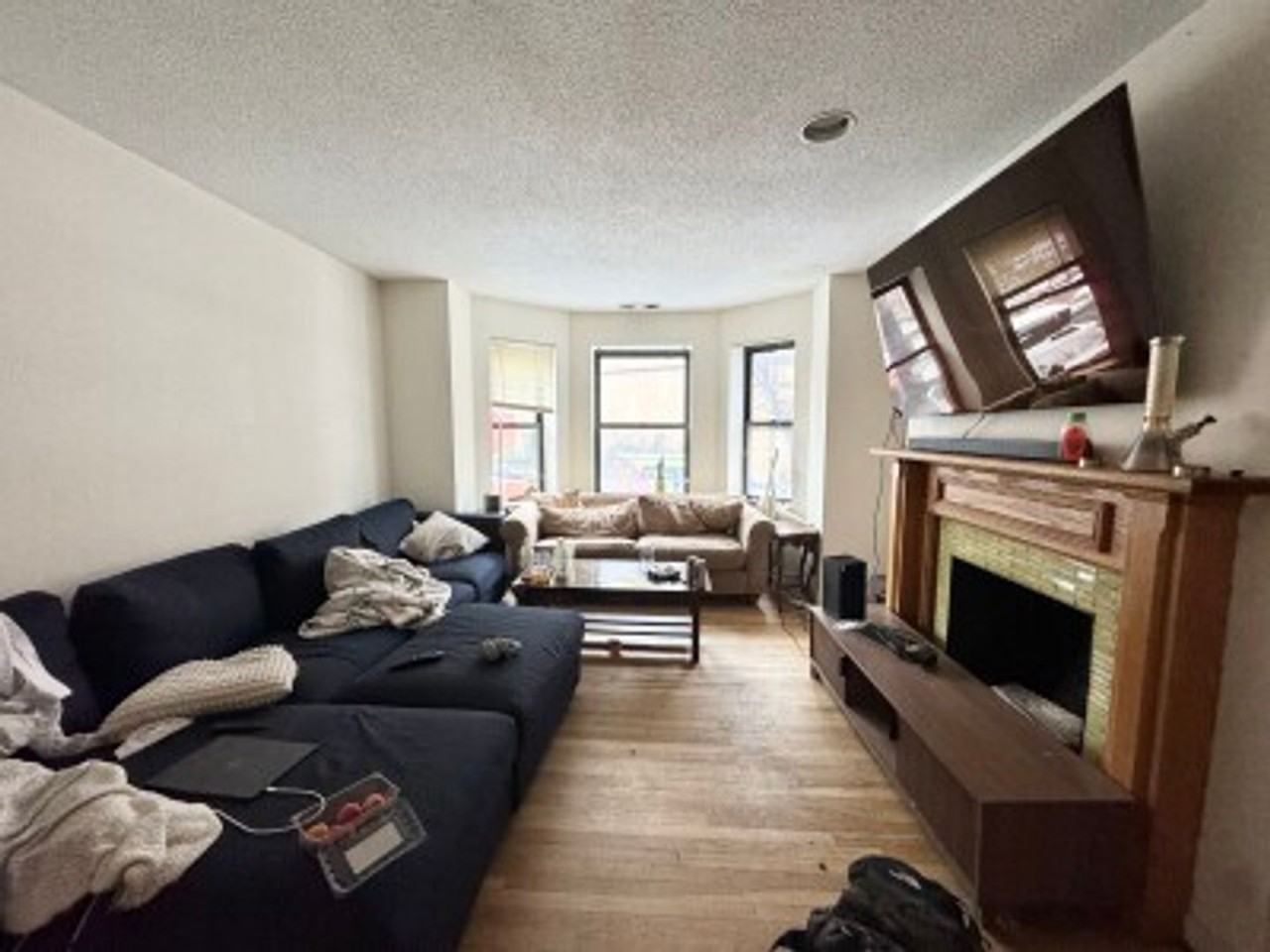 73 Gainsborough St - Photo 2 of 9