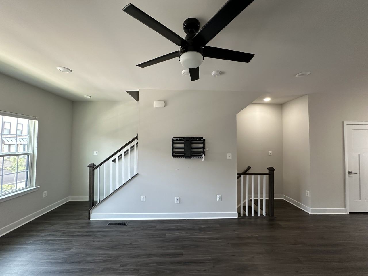 2626 Velocity Rd #2626 - Photo 5 of 13