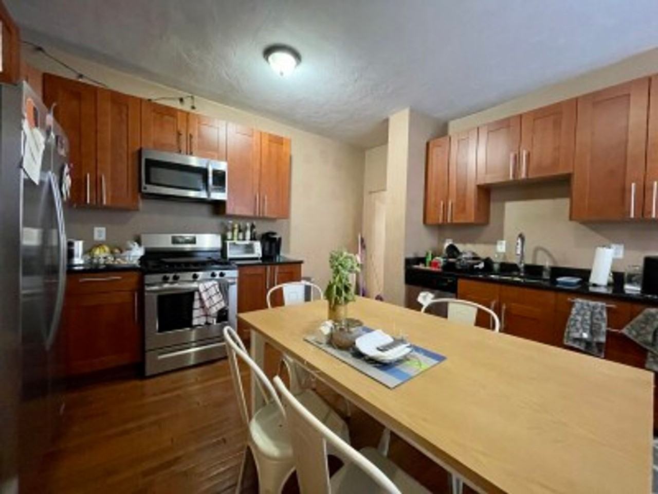6 Glenville Ave - Photo 2 of 11