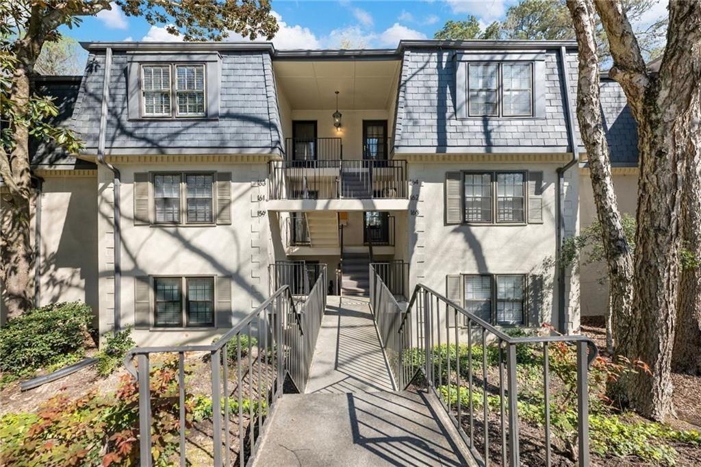 162 Amherst Pl - Photo 2 of 19