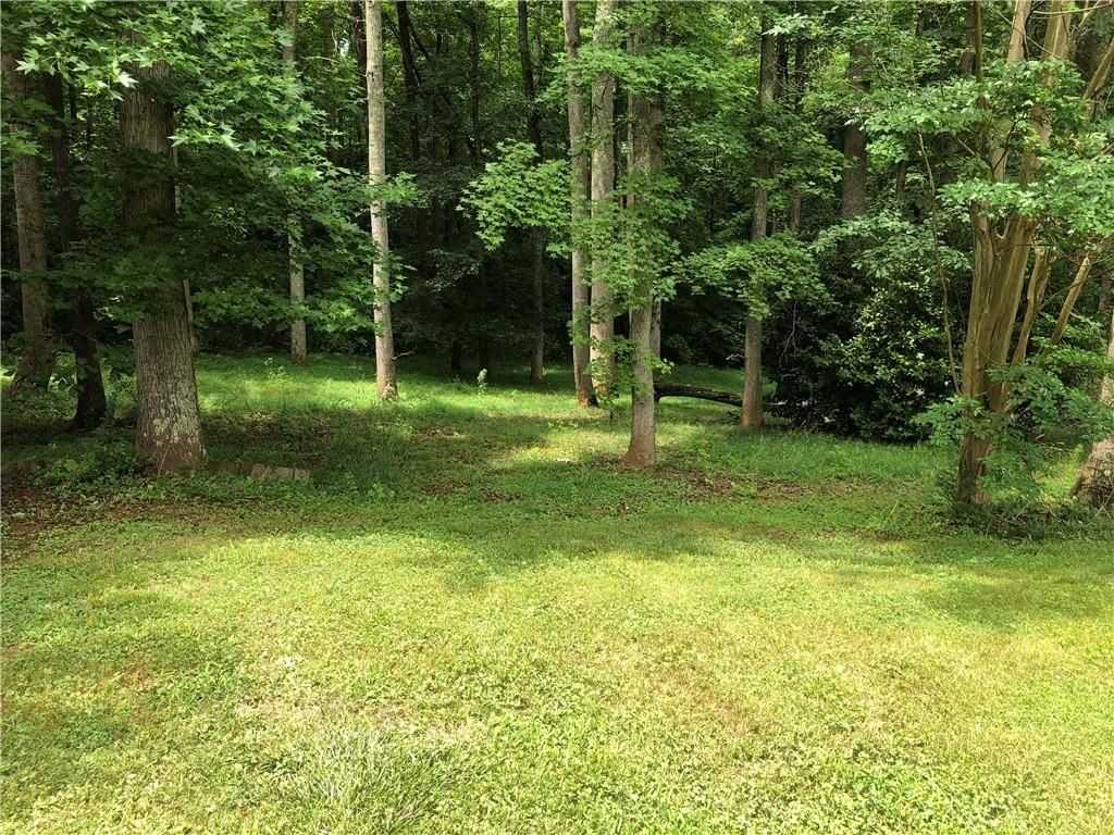 1560 Oklahoma Dr - Photo 4 of 19