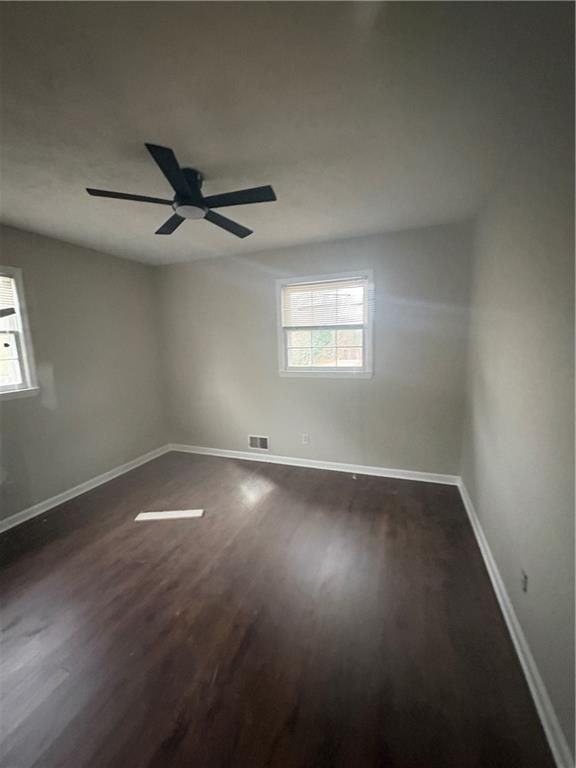 5130 Ash Cir - Photo 3 of 9