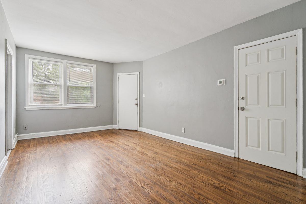 1122 Gleneagle Rd ##1 - Photo 5 of 14