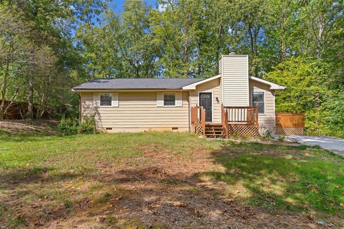 408 Alex Dr - Photo 4 of 48