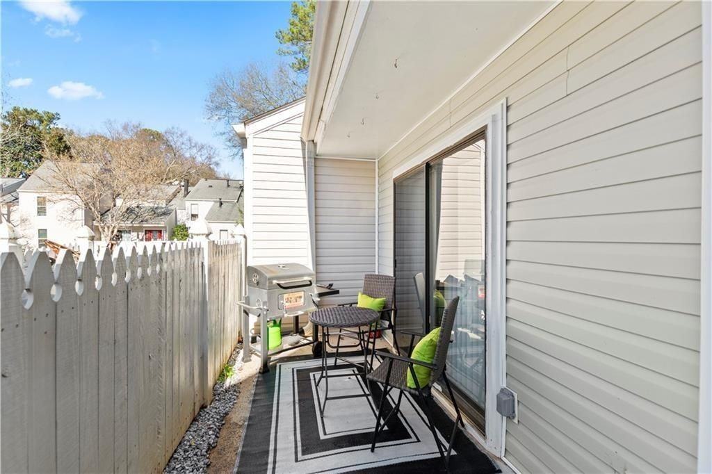 2685 Meadowlawn Dr Se - Photo 3 of 26