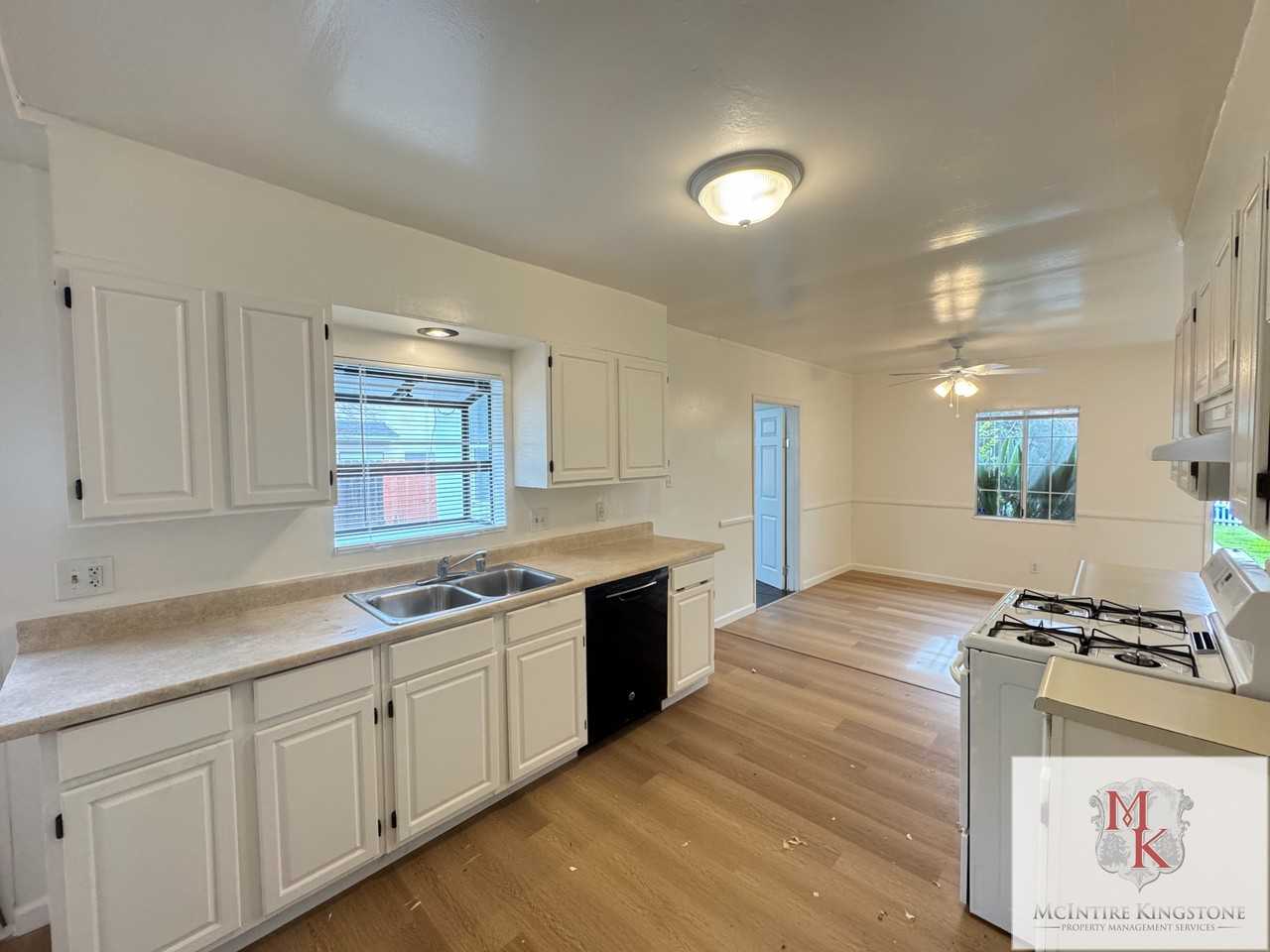 435 W Palm Ave - Photo 3 of 16