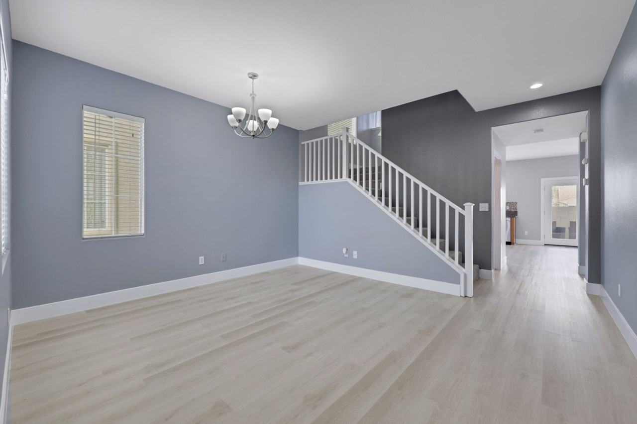 3942 Meadow Foxtail Dr - Photo 2 of 20