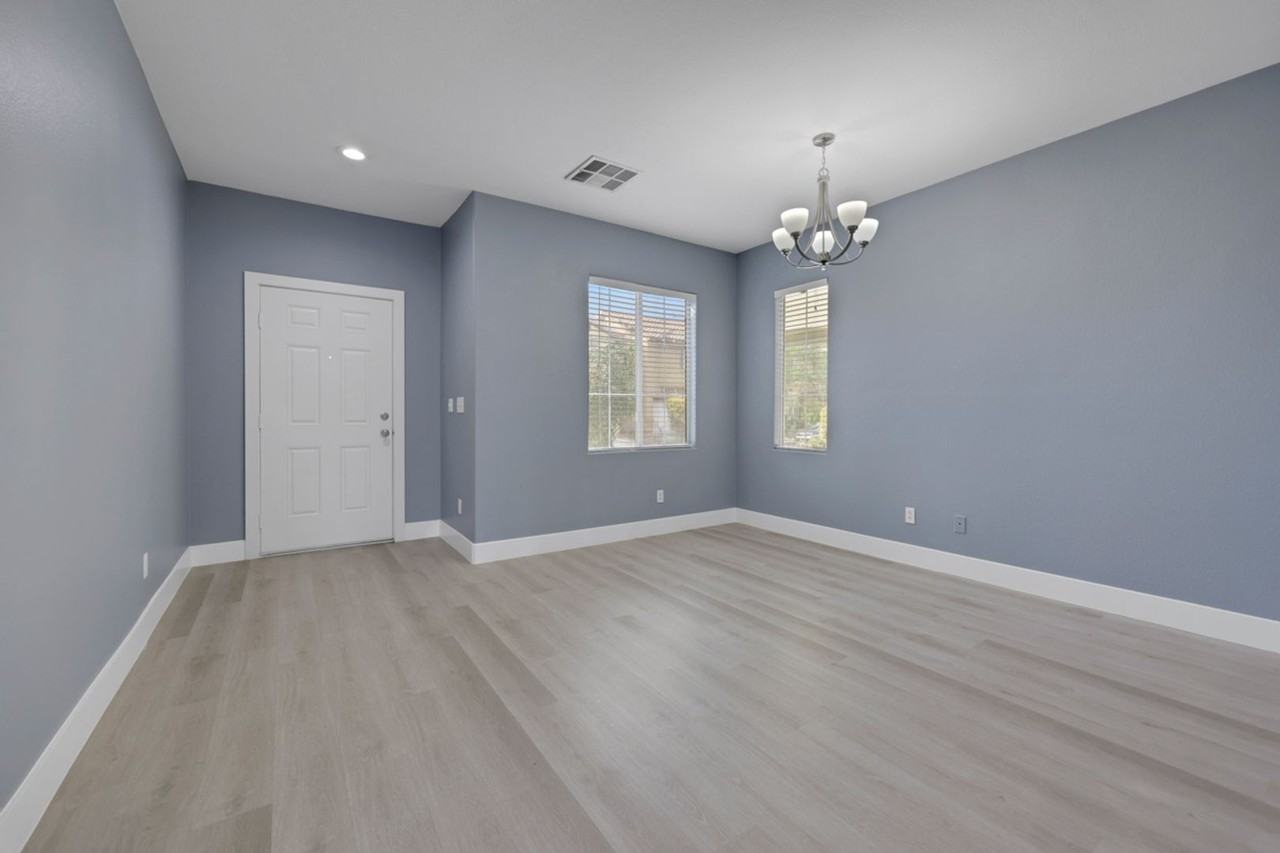 3942 Meadow Foxtail Dr - Photo 3 of 20