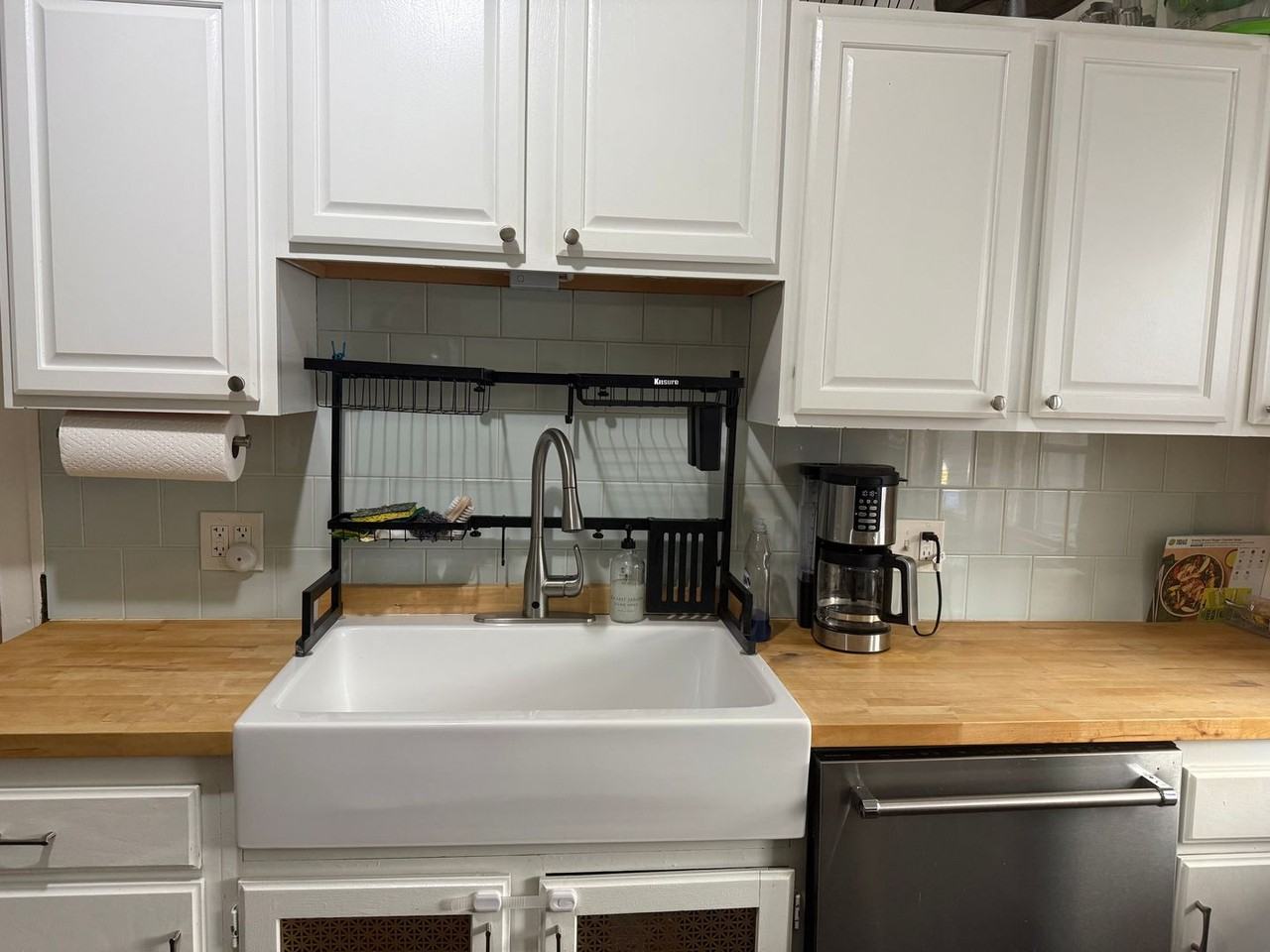 1067 Saint Clair Ave - Photo 7 of 16