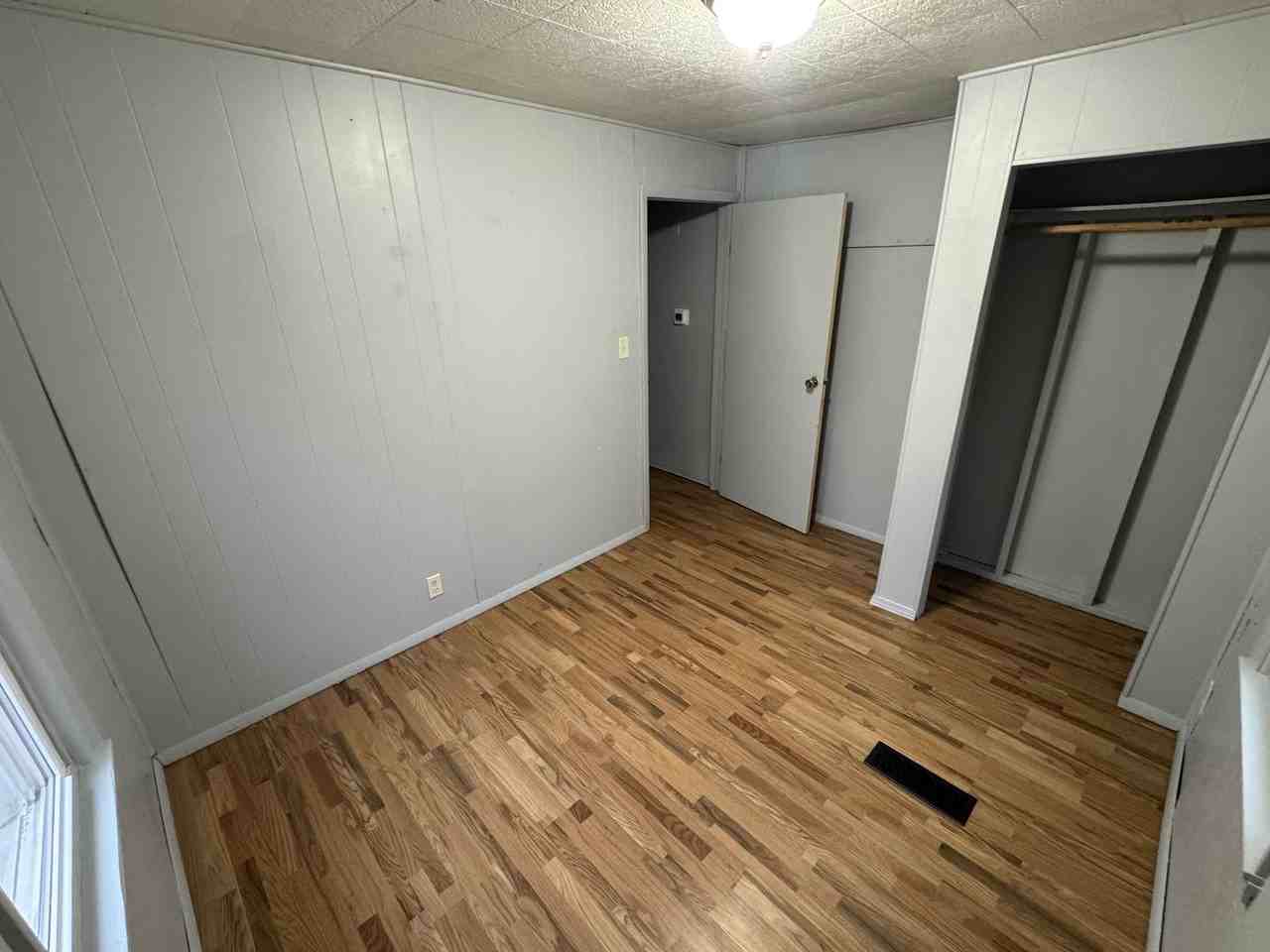 2019 S Elizabeth St - Photo 4 of 12