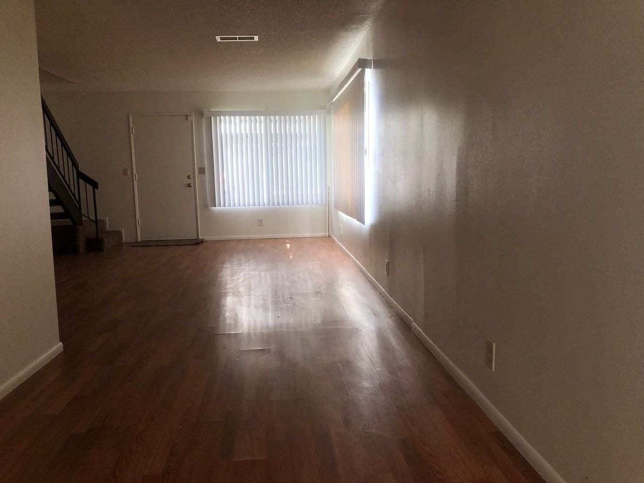 421 E Park Ave #1 - Photo 2 of 8