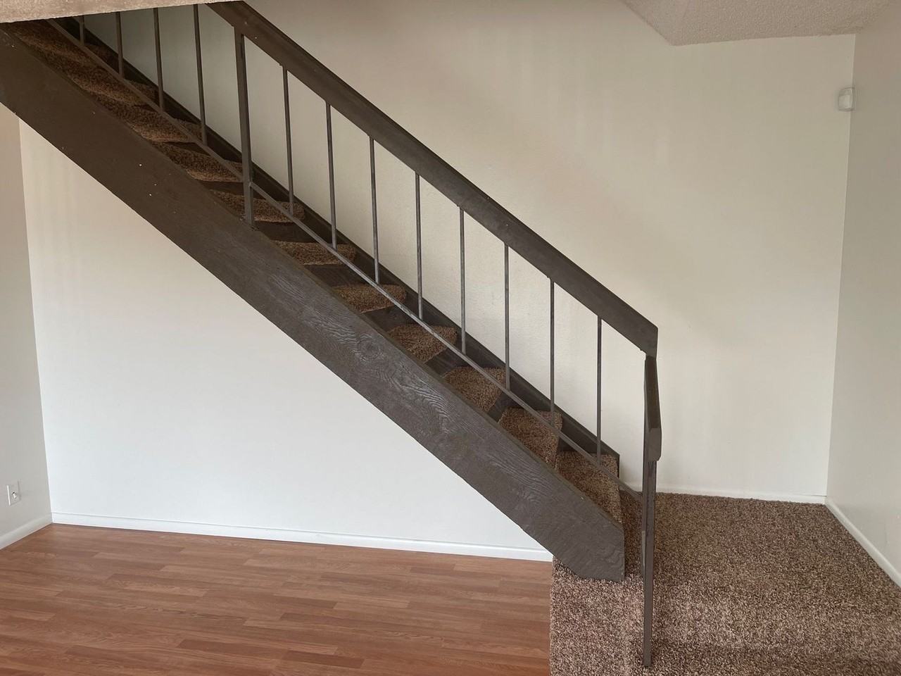 421 E Park Ave #1 - Photo 3 of 8