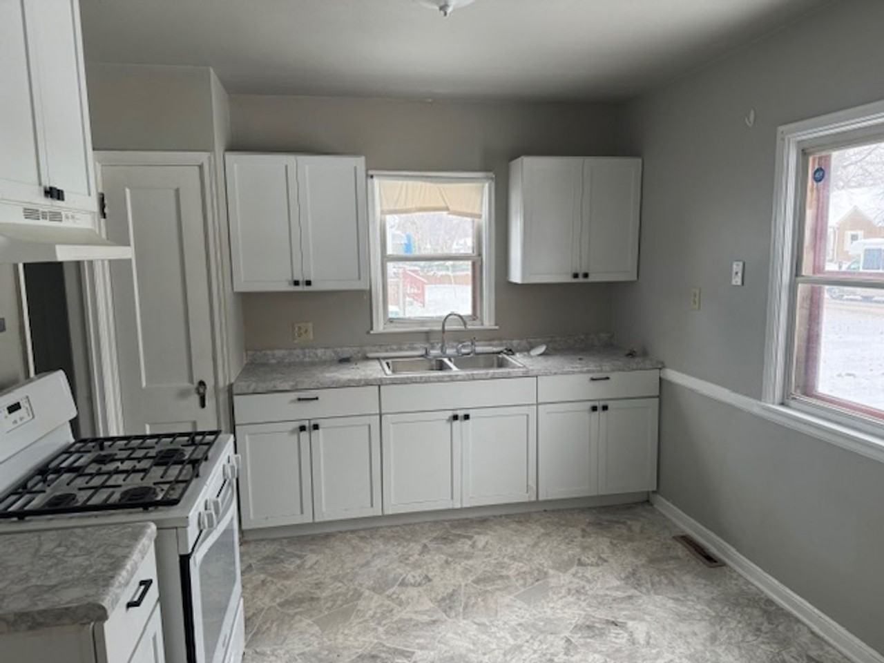 5330 Girard Ave N - Photo 3 of 9