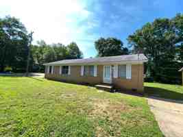 featured image of 132 Woodland Ave