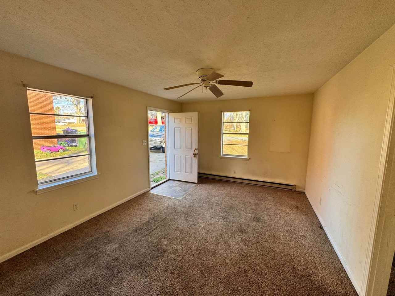 128 Woodland Ave - Photo 6 of 25